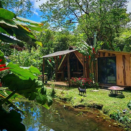Tipi Maleku Villa Heredia Luaran gambar